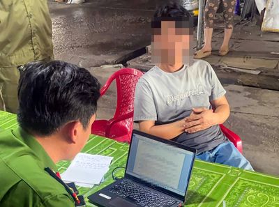 1 cơ sở không phép livestream bán hàng trăm bộ kích điện đánh bắt thủy sản
