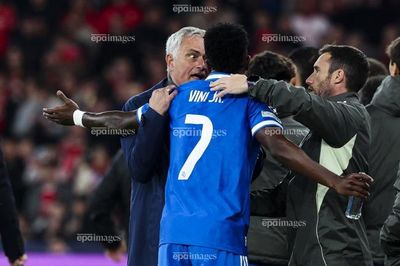 Mourinho gây địa chấn, Real Madrid rung chuyển vì video bí ẩn