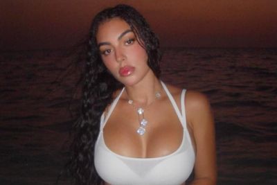Hôn thê Ronaldo giàu nhất dàn WAGs World Cup