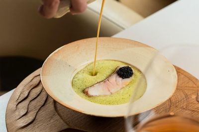 Menu tiền triệu của 2 nhà hàng vừa đạt 1 sao Michelin ở Hà Nội, TP.HCM