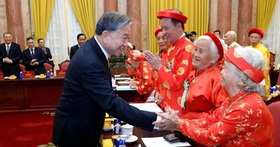[Ảnh] Tổng Bí thư, Chủ tịch nước Tô Lâm gặp mặt 85 đại biểu người cao tuổi tiêu biểu toàn quốc
