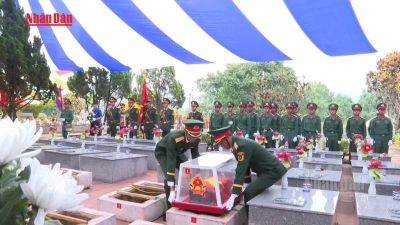[Video] Truy điệu và an táng hài cốt 16 liệt sĩ quân tình nguyện
