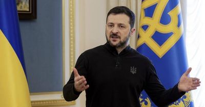 Tổng thống Ukraine gửi thư ngỏ cho tổng thống Nga, ông Donald Trump nói 'sẽ rất tuyệt vời'