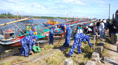 Hải đội 202 (Vùng Cảnh sát biển 2) hưởng ứng Tuần lễ Biển và Hải đảo Việt Nam