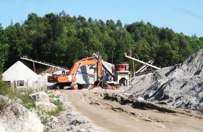 Xử lý nghiêm các hành vi đầu cơ, găm hàng trong hoạt động khai thác, kinh doanh khoáng sản làm VLXD