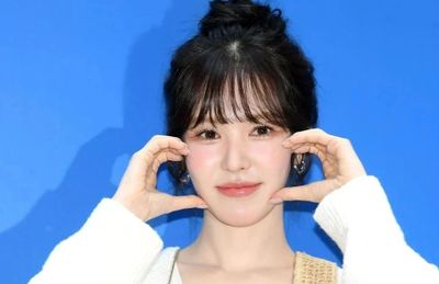 Wendy của Red Velvet là 'nữ ca sĩ bạn muốn cùng che ô trong ngày mưa nhất K-pop'?
