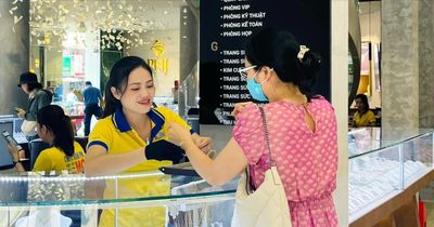 Chiều 5-6: Giá vàng giảm thêm 2,2-3,6 triệu đồng/lượng