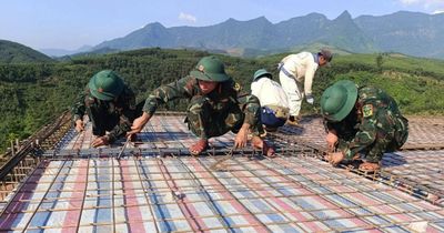 Quảng Trị huy động lực lượng quân đội hỗ trợ xây dựng trường nội trú vùng biên