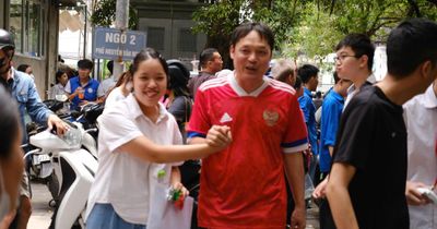 Phía sau cuộc đua giành một suất vào trường công