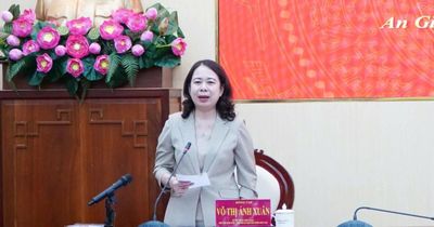 Phó Chủ tịch nước lưu ý An Giang nâng cao chất lượng đội ngũ cán bộ xã