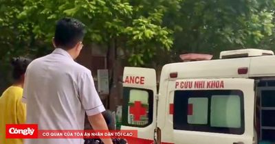 Xe cứu thương đưa nữ sinh vừa mổ ruột thừa đến điểm thi lớp 10