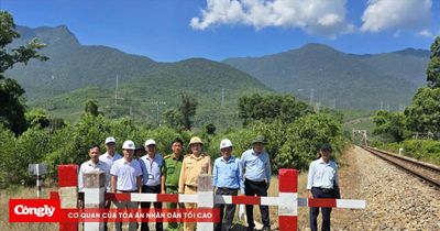 Rào đóng thêm 3 lối đi tự phát, siết an toàn đường sắt ở Huế