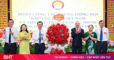 Ông Đoàn Đình Anh tái giữ chức Chủ tịch Hội Khuyến học tỉnh