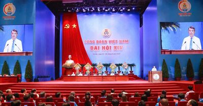Nghiên cứu cải cách chính sách tiền lương để bảo đảm cuộc sống người lao động