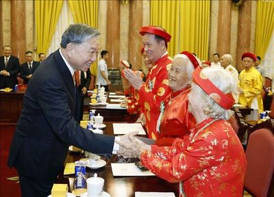 Tổng Bí thư, Chủ tịch nước Tô Lâm: Khơi dậy tinh thần 'Tuổi cao - Gương sáng' trong giai đoạn phát triển mới