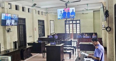 Xét xử sơ thẩm trực tuyến 4 đối tượng sử dụng trái phép chất ma túy