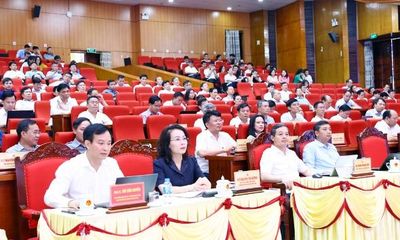 Ban Thường vụ Tỉnh ủy Bắc Ninh thông tin chuyên đề cho cán bộ chủ chốt