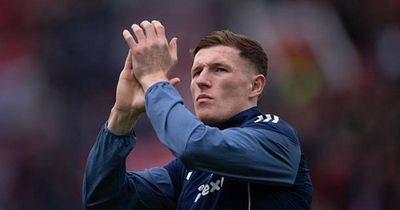 Elliot Anderson: 'Người khiêng đàn' thầm lặng giải bài toán hàng tiền vệ của Thomas Tuchel