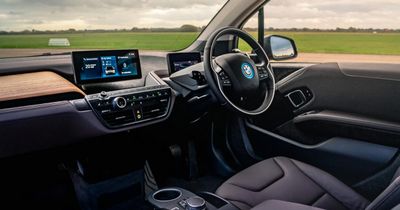 BMW i3 dừng sản xuất vào tháng 8: Chờ đợi thế hệ New Class đột phá năm 2027