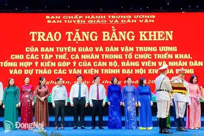 Ban Tuyên giáo và Dân vận Thành ủy Đồng Nai được khen thưởng trong triển khai lấy ý kiến vào dự thảo các văn kiện trình Đại hội XIV của Đảng