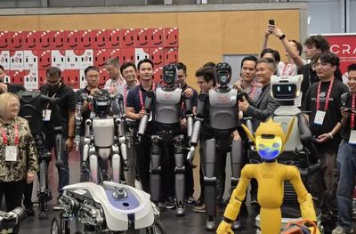 Công nghệ Việt Nam gây ấn tượng tại diễn đàn hàng đầu thế giới về robot và tự động hóa