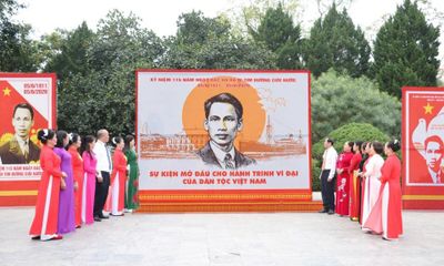 Đường soi sáng tương lai