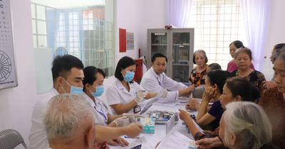 Các địa phương trong tỉnh phát động chiến dịch khám sức khỏe định kỳ cho Nhân dân