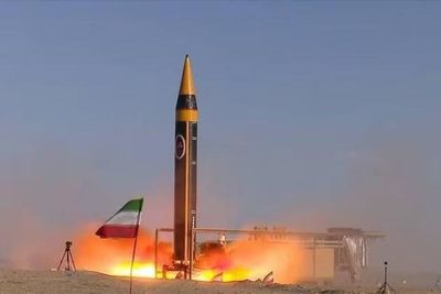 Nghị sĩ Iran kiến nghị Lãnh tụ tối cao cho phép phát triển tên lửa đạn đạo liên lục địa ICBM