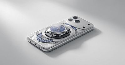 iPhone 17 Pro Max bản Masters of Time: Độc bản 5.6 tỷ đồng tích hợp ngăn chứa đồng hồ Thụy Sĩ