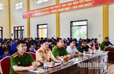 Tuyên truyền phòng chống đuối nước, tai nạn thương tích và phòng cháy, chữa cháy cho đoàn viên, thanh niên xã Khánh Thiện