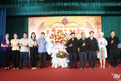 Xã Tràng Xá ra mắt Câu lạc bộ 'Giữ gìn bản sắc văn hóa dân tộc Mông'