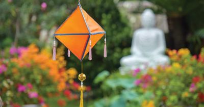 Lồng đèn ngũ sắc giữa Sài Gòn
