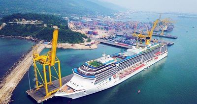 Hoàn thiện thể chế, chính sách thúc đẩy phát triển kinh tế biển bền vững