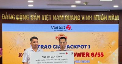 Ước mơ được trúng Vietlott để không đeo mặt nạ, người đàn ông tại TP.HCM công khai danh tính nhận giải Jackpot 1 hơn 83 tỷ đồng