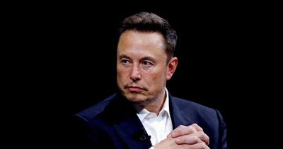Tài sản Elon Musk áp sát mốc 1.000 tỷ USD trước thềm IPO lịch sử của SpaceX