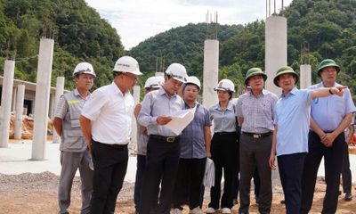Tổ Giám sát Ủy ban Kiểm tra Trung ương kiểm tra tiến độ xây dựng trường nội trú liên cấp tại 3 xã: Hạ Lang, Phục Hòa, Đức Long