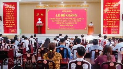 91 học viên hoàn thành lớp bồi dưỡng cán bộ Mặt trận và đoàn thể cấp xã
