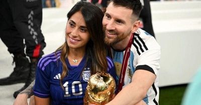 Bóng chưa lăn tại World Cup 2026, 'nóc nhà' của Ronaldo và Messi đã đua nhau hốt bạc
