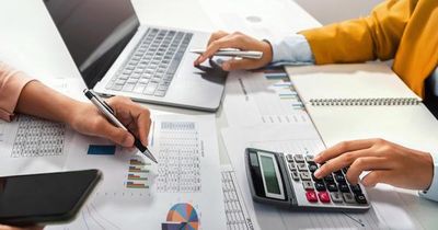Khẩn trương hoàn thành cắt giảm 31 thủ tục hành chính, 82 điều kiện kinh doanh còn thiếu