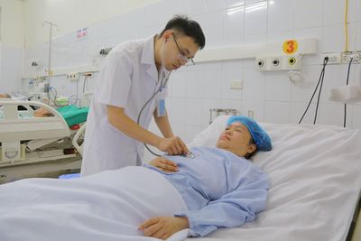 Tưởng cảm cúm, hóa ra dính vi khuẩn 'ăn thịt người'