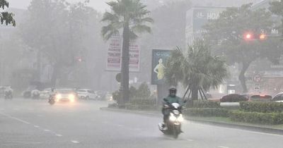 Miền Bắc giảm nhiệt do mưa dông trước khi chuyển nắng nóng gay gắt từ ngày mai