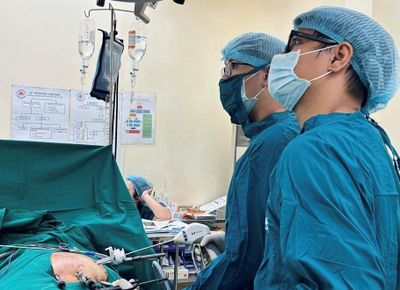 Phát hiện mắc ung thư thận ác tính từ một dấu hiệu khi tiểu