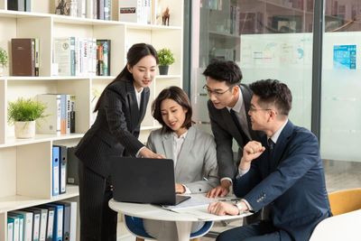 Ba chất keo vô hình giúp nhân sự không muốn rời đi