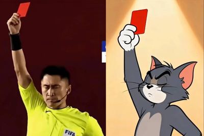 Trọng tài Trung Quốc duy nhất dự World Cup liên tục bị chế ảnh