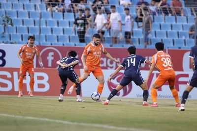 Lịch thi đấu vòng 26 V.League 2025/26: Kịch tính cuộc đua trụ hạng
