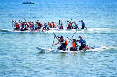Sôi động Lễ hội chèo SUP Việt Nam 2026 bên thắng cảnh Cổng Tò Vò