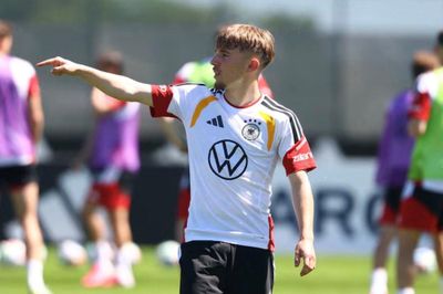 Lenny Karl đứt mạch World Cup, Đức mất mũi nhọn phút chót