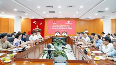 Ký kết Chương trình hợp tác giữa Hội đồng Lý luận Trung ương với Viện Hàn lâm Khoa học xã hội Việt Nam