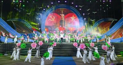 Chương trình nghệ thuật 'Biển Việt Nam - Hành trình không gian xanh'