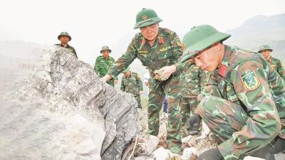 'Chiến dịch 500 ngày đêm' đưa các liệt sĩ trở về
